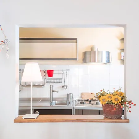 Maya Apartment *